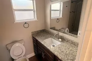 1510 W Powhatan Ave, Tampa, FL 33603 - Photo 7