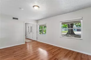 1907 Rambling Ln, Brandon, FL 33510 - Photo 5