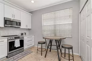 1992 Fiesta Ridge Ct, Tampa, FL 33604 - Photo 5