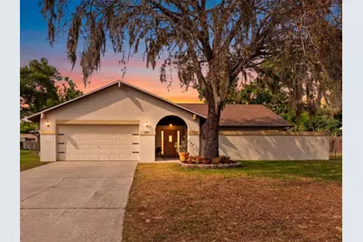 322 Hollowtree Drive, Seffner, FL 33584 - Photo 1