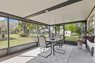 322 Hollowtree Dr, Seffner, FL 33584 - Photo 27