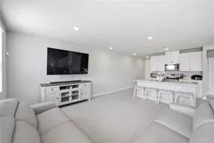 7623 Momentum Pkwy, Wesley Chapel, FL 33545 - Photo 7