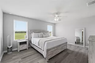 7623 Momentum Pkwy, Wesley Chapel, FL 33545 - Photo 11