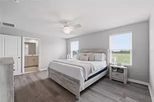 7623 Momentum Pkwy, Wesley Chapel, FL 33545 - Photo 13