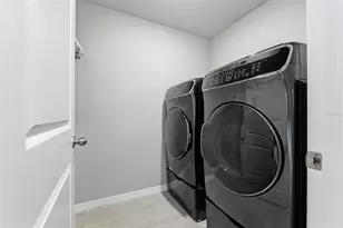 7623 Momentum Pkwy, Wesley Chapel, FL 33545 - Photo 23