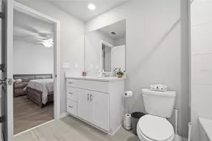 7623 Momentum Pkwy, Wesley Chapel, FL 33545 - Photo 21