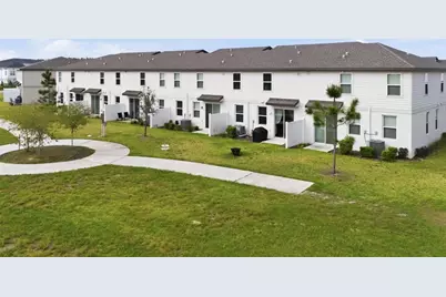 7623 Momentum Parkway, Wesley Chapel, FL 33545 - Photo 29