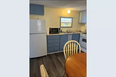 38961 Stapley Circle, Zephyrhills, FL 33540 - Photo 5