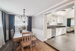 3218 W Oakellar Ave, Tampa, FL 33611 - Photo 11