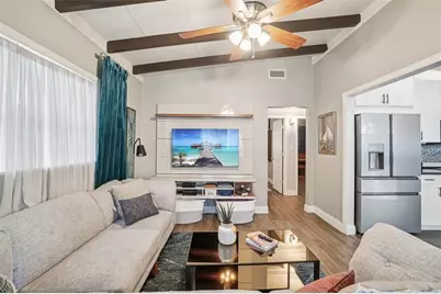 3218 W Oakellar Avenue, Tampa, FL 33611 - Photo 9