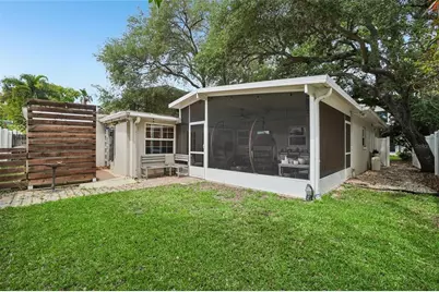 3218 W Oakellar Avenue, Tampa, FL 33611 - Photo 39