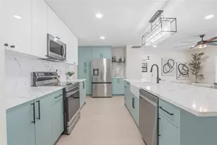 2644 Pebble Beach Dr, Clearwater, FL 33761 - Photo 9