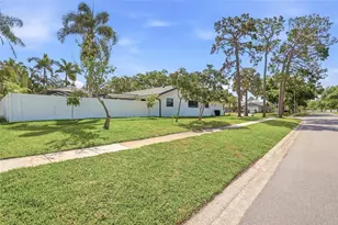 2644 Pebble Beach Dr, Clearwater, FL 33761 - Photo 45