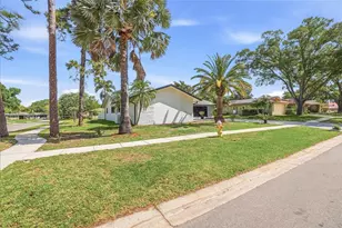 2644 Pebble Beach Dr, Clearwater, FL 33761 - Photo 47