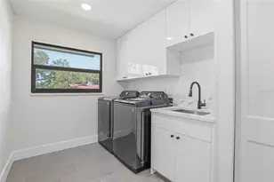 2644 Pebble Beach Dr, Clearwater, FL 33761 - Photo 37