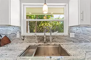 8648 14th Way N, Saint Petersburg, FL 33702 - Photo 19