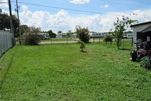 36506 Kay Ave, Zephyrhills, FL 33542 - Photo 21