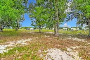 216 Corbett Rd, Lithia, FL 33547 - Photo 91