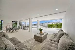 7176 S Shore Dr S, Saint Petersburg, FL 33707 - Photo 39
