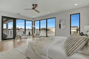 7176 S Shore Dr S, Saint Petersburg, FL 33707 - Photo 21
