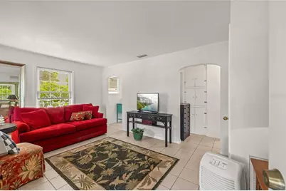 7328 9th Avenue N, Saint Petersburg, FL 33710 - Photo 3