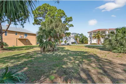 Harbour Watch Circle, Tarpon Springs, FL 34689 - Photo 13