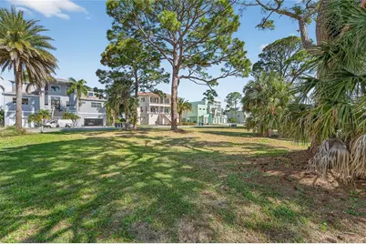 Harbour Watch Circle, Tarpon Springs, FL 34689 - Photo 9