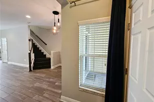 30219 Southwell Ln, Wesley Chapel, FL 33543 - Photo 9