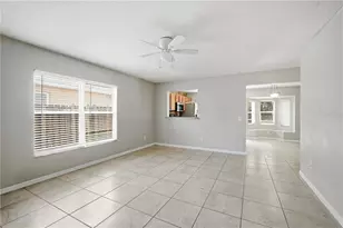 10310 Lakeside Vista Dr, Riverview, FL 33569 - Photo 5