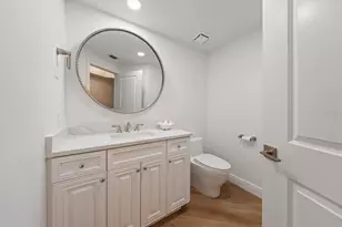 521 Mandalay Ave, Clearwater Beach, FL 33767 - Photo 23