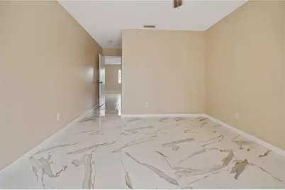 7906 George Washington Lane, Tampa, FL 33637 - Photo 11