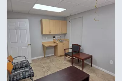 143 N Oakwood Avenue, Brandon, FL 33510 - Photo 19