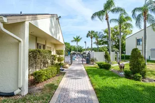 3166 Lake Pine Way S, Tarpon Springs, FL 34688 - Photo 37