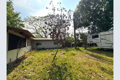 1799 Lake Circle, Fort Pierce, FL 34945 - Photo 25