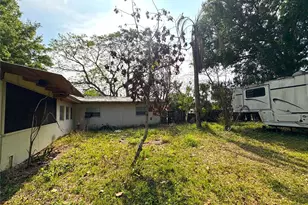 1799 Lake Cir, Fort Pierce, FL 34945 - Photo 25