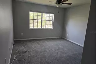 10342 Carrollwood Ln, Tampa, FL 33618 - Photo 9