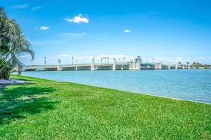 450 Treasure Island Causeway, Treasure Island, FL 33706 - Photo 35