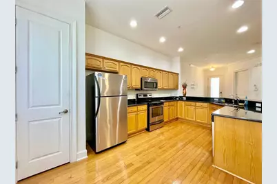 8626 Miramar Terrace Circle, Temple Terrace, FL 33637 - Photo 7