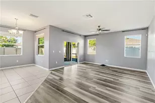 15425 Lost Creek Ln, Ruskin, FL 33573 - Photo 7