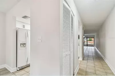 4800 Brittany Drive S #102, Saint Petersburg, FL 33715 - Photo 3
