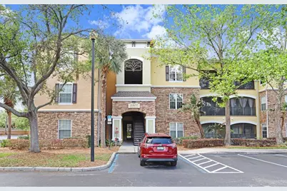 2407 Courtney Meadows Court #303, Tampa, FL 33619 - Photo 3