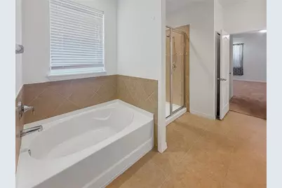 12425 Fairlawn Drive, Riverview, FL 33579 - Photo 9