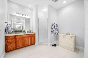 926 Cordova Blvd NE, Saint Petersburg, FL 33704 - Photo 9