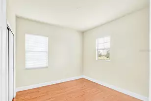 5816 Village Center Dr, Lithia, FL 33547 - Photo 19