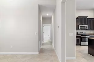 9864 Smarty Jones Dr, Ruskin, FL 33573 - Photo 9