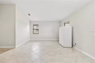9864 Smarty Jones Dr, Ruskin, FL 33573 - Photo 5