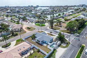 2 79th St S, Saint Petersburg, FL 33707 - Photo 69