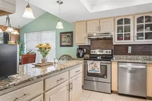 502 Avocado Cir, Brandon, FL 33510 - Photo 15