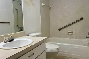 1410 Arrowhead Cir W, Clearwater, FL 33759 - Photo 7