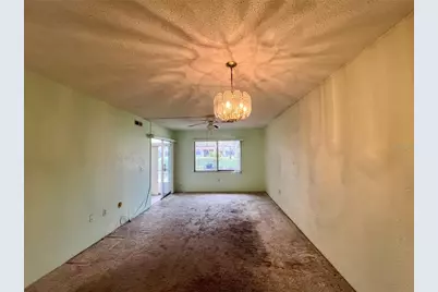 1410 Arrowhead Circle W, Clearwater, FL 33759 - Photo 5